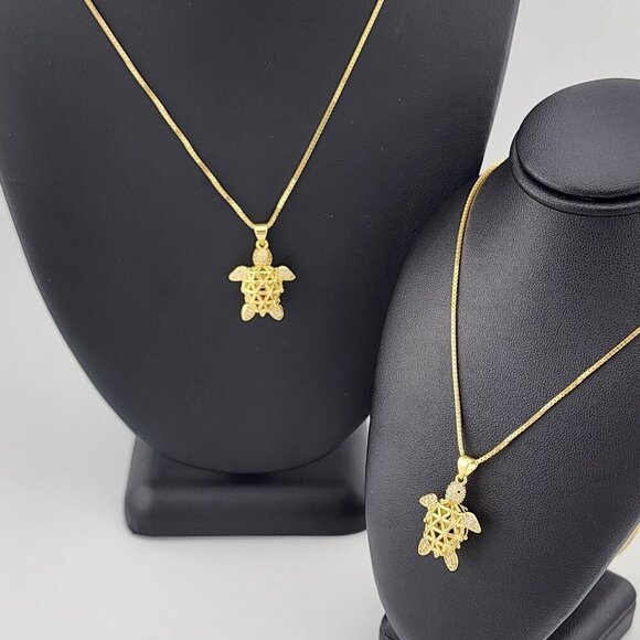 Brand New Cubic Zirconia Stone Turtle Necklace - Picture 5 of 11